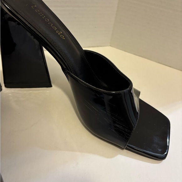 🔵LEMONADE Patent Faux Leather Black Block Heeled Mules - Picture 9 of 11